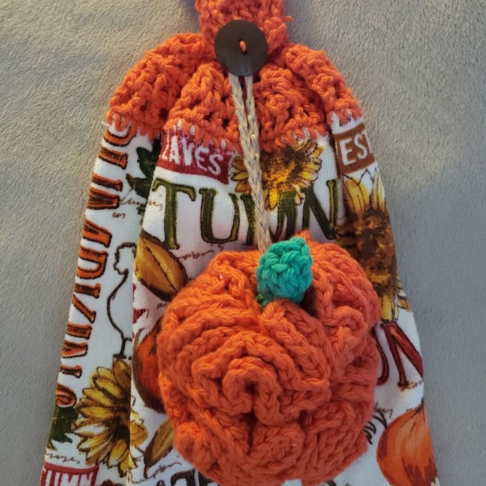 Hanging Crochet Hand Towel and Dish Puff